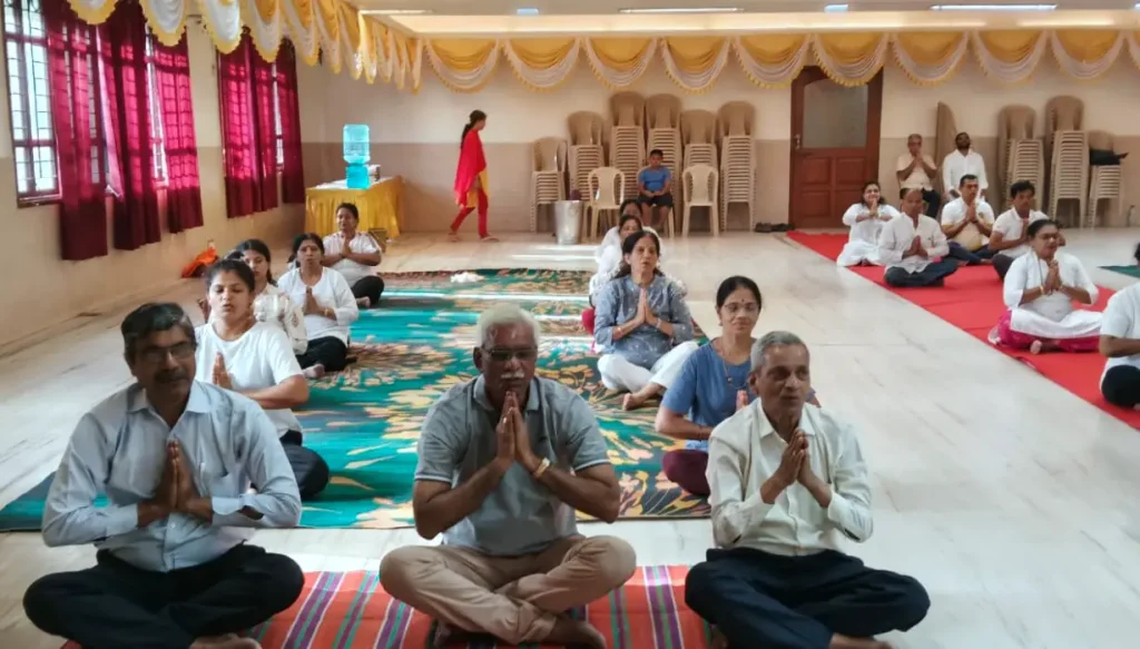 International yoga day at billawar association mumbai